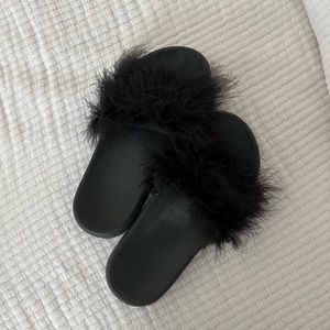 Fur Slides / Flip Flops